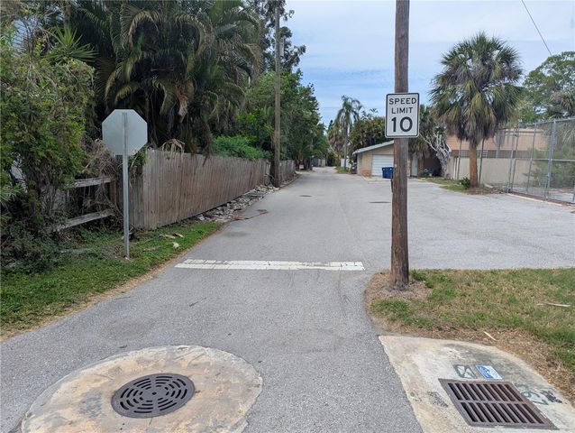 7001 & 7011 HIBISCUS AVENUE S, South Pasadena, FL 33707