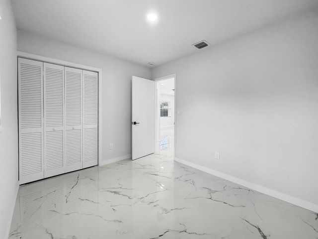 2030 NE 1st Lane, Boynton Beach, FL 33435