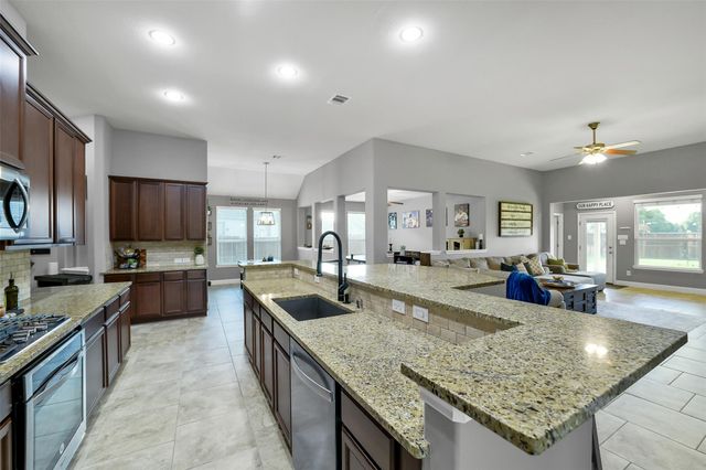 21826 Soncy Way, Tomball, TX 77377