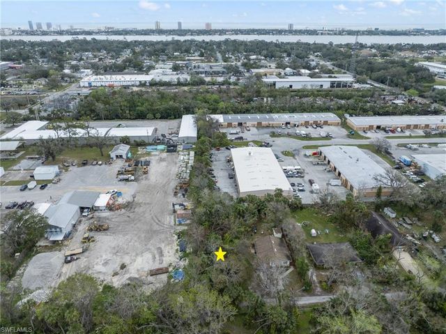 1137 Cave AVE, Holly Hill, FL 32117