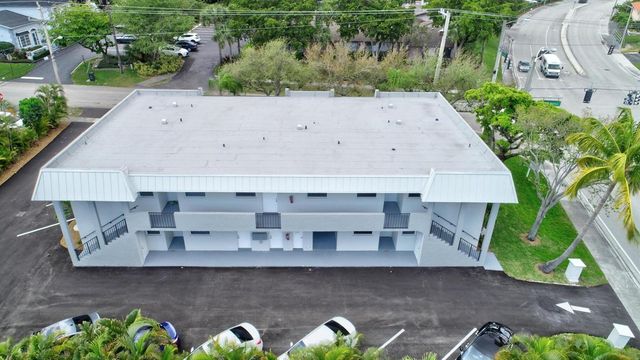 398 W Camino Real 6, Boca Raton, FL 33432