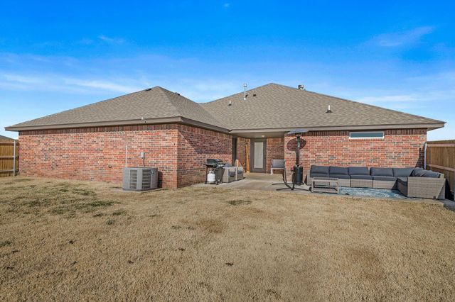 17251 Trinity Avenue, Amarillo, TX 79124
