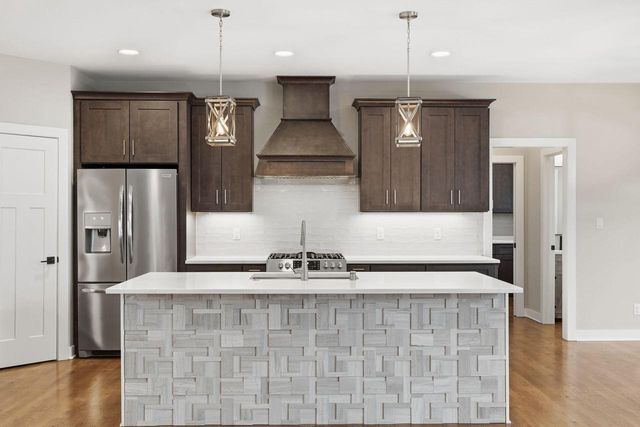 W229N3655 Sterling COURT, Pewaukee, WI 53072