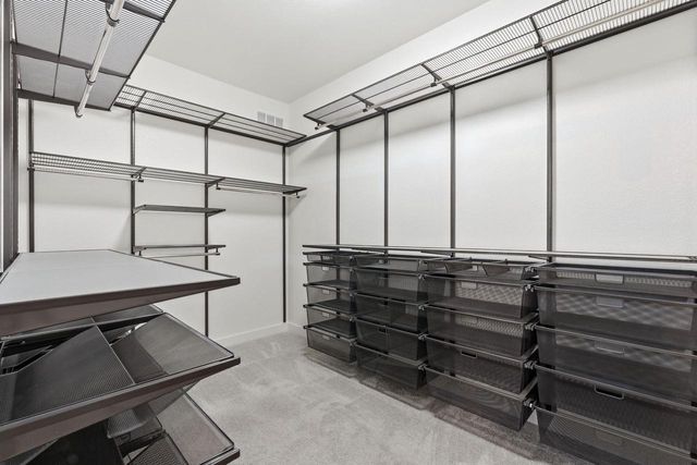 W229N3655 Sterling COURT, Pewaukee, WI 53072