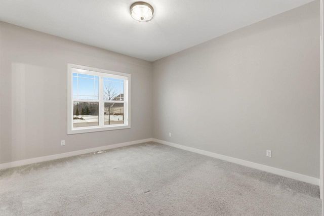 W229N3655 Sterling COURT, Pewaukee, WI 53072