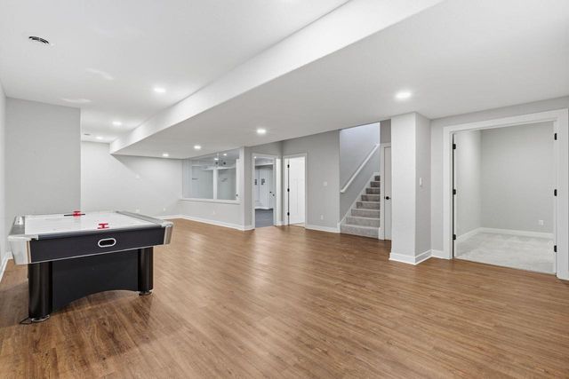 W229N3655 Sterling COURT, Pewaukee, WI 53072