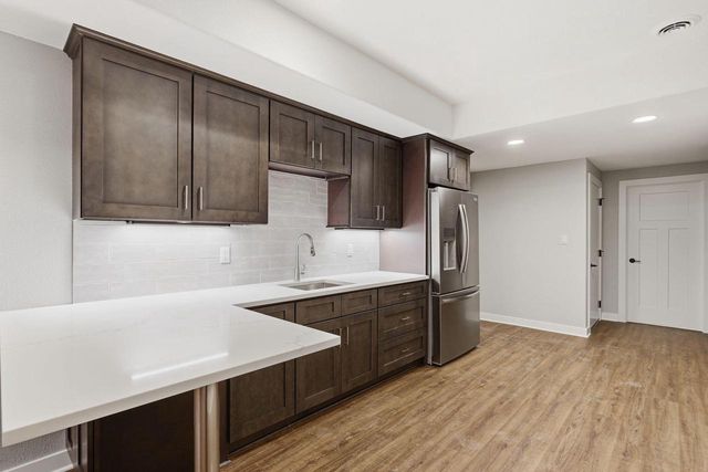 W229N3655 Sterling COURT, Pewaukee, WI 53072