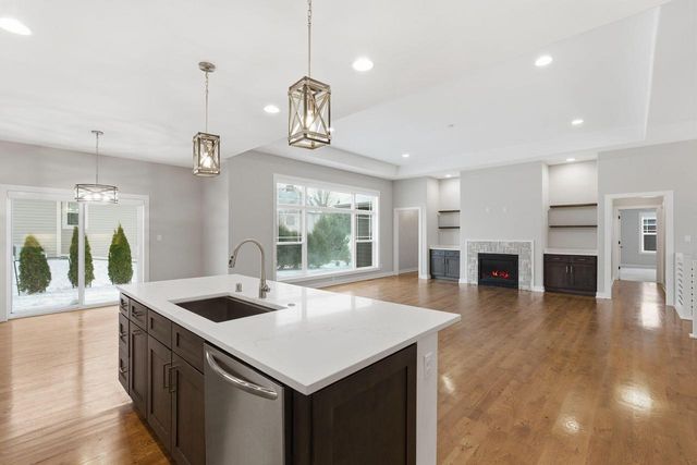 W229N3655 Sterling COURT, Pewaukee, WI 53072