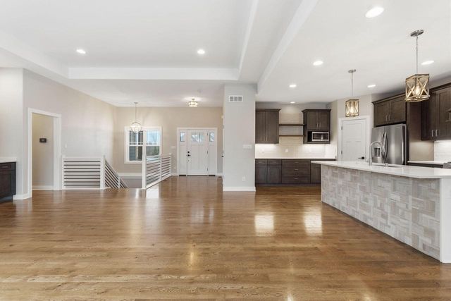 W229N3655 Sterling COURT, Pewaukee, WI 53072