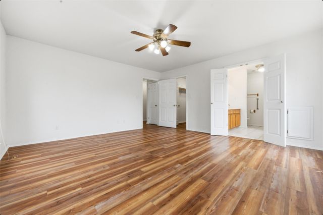 309 Oakwood LOOP, San Marcos, TX 78666