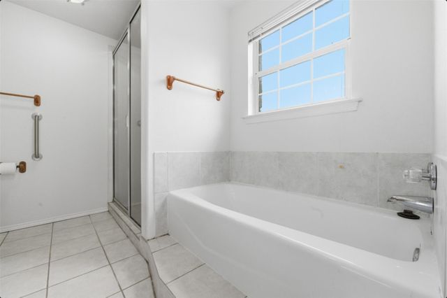 309 Oakwood LOOP, San Marcos, TX 78666