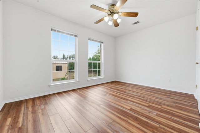309 Oakwood LOOP, San Marcos, TX 78666