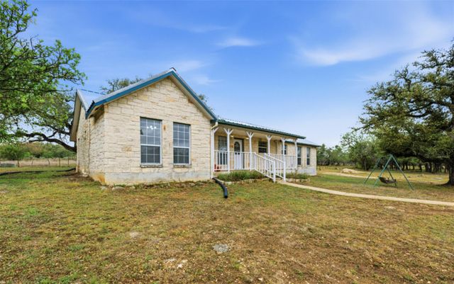 309 Oakwood LOOP, San Marcos, TX 78666