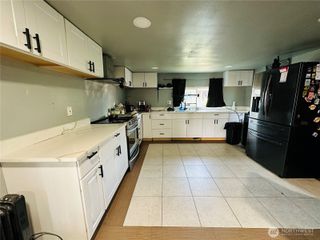 24500 Russell Road #60, Kent, WA 98032
