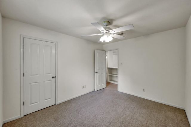 34 S Willow Point Circle, The Woodlands, TX 77382