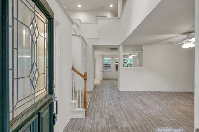 34 S Willow Point Circle, The Woodlands, TX 77382