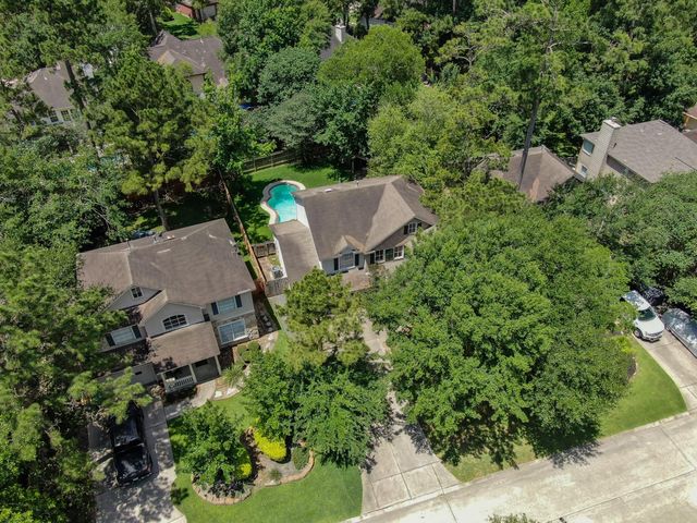 34 S Willow Point Circle, The Woodlands, TX 77382
