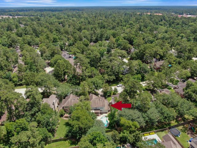 34 S Willow Point Circle, The Woodlands, TX 77382