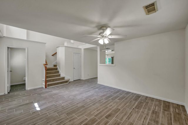 34 S Willow Point Circle, The Woodlands, TX 77382
