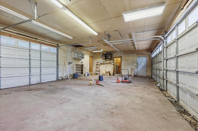 1111 WILLOW Street, Grand Prairie, TX 75050