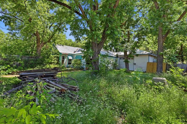 1111 WILLOW Street, Grand Prairie, TX 75050