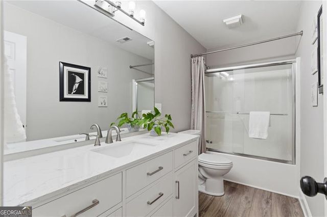 5445 Cowart Court, Cumming, GA 30040