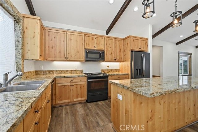 21060 Santa Clara, Middletown, CA 95461