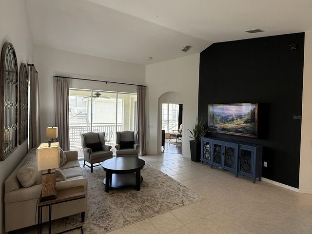 629 GRASSLANDS VILLAGE CIRCLE 629, Lakeland, FL 33803