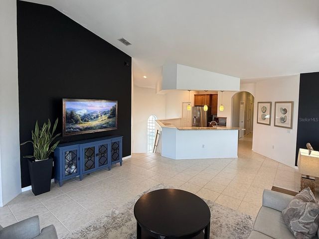 629 GRASSLANDS VILLAGE CIRCLE 629, Lakeland, FL 33803