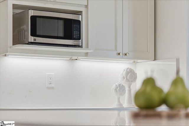 505 Avon Drive, Taylors, SC 29687