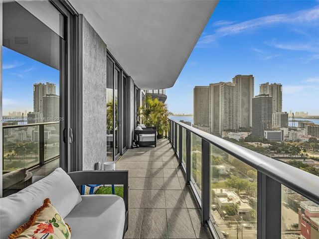 121 NE 34th St 2102, Miami, FL 33137