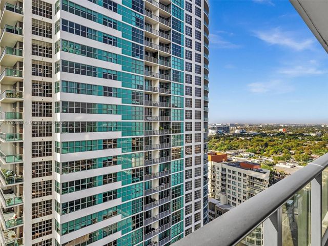 121 NE 34th St 2102, Miami, FL 33137