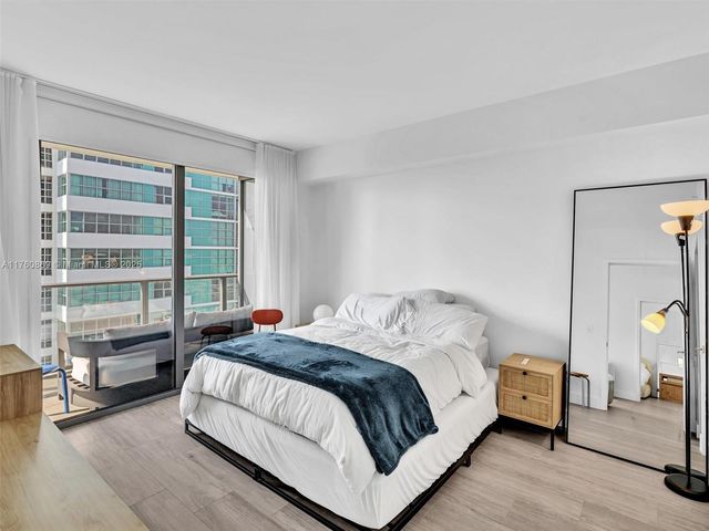 121 NE 34th St 2102, Miami, FL 33137