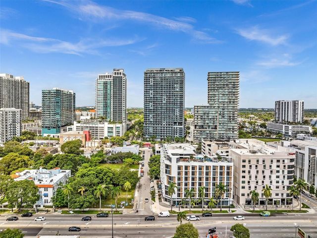 121 NE 34th St 2102, Miami, FL 33137