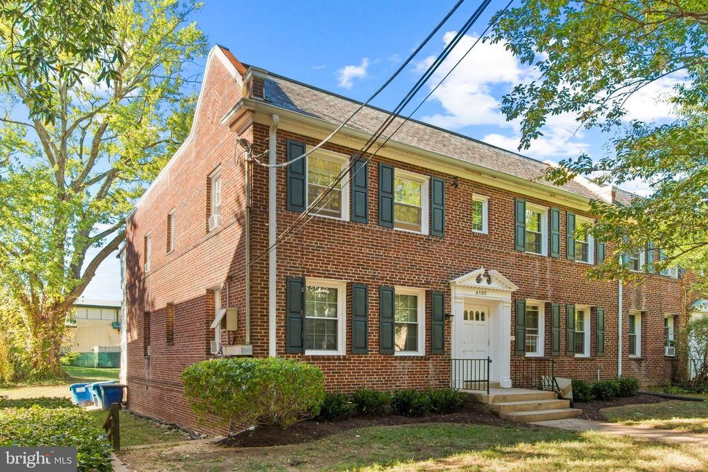 4500 MACARTHUR BLVD NW, Washington, DC 20007