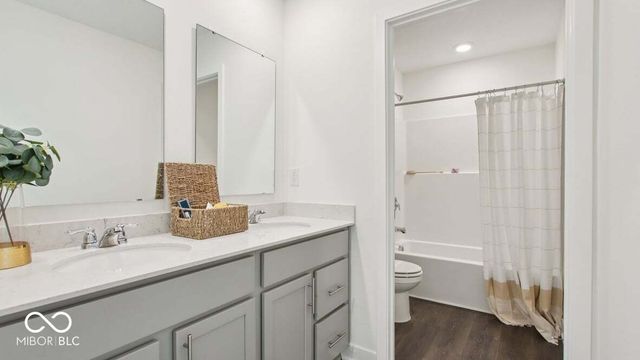 238 Aster Way, Greenfield, IN 46140