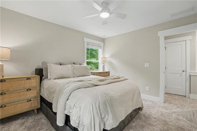 727 Old Collins Road, Hoschton, GA 30548