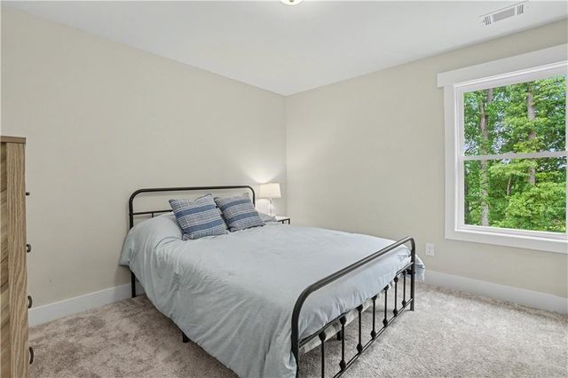 727 Old Collins Road, Hoschton, GA 30548