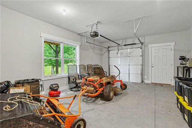 727 Old Collins Road, Hoschton, GA 30548