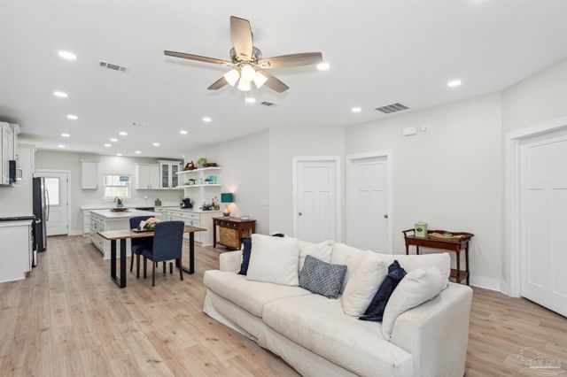 5444 Yuma Ct, Gulf Breeze, FL 32563