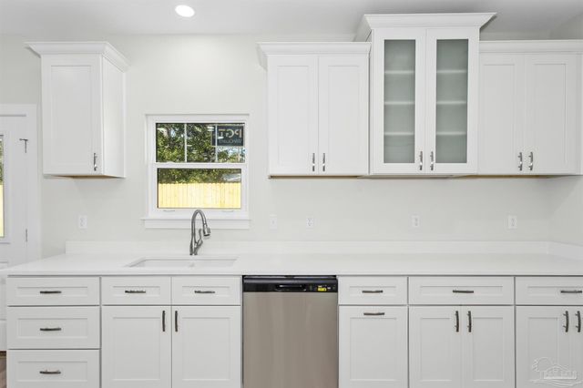 5444 Yuma Ct, Gulf Breeze, FL 32563