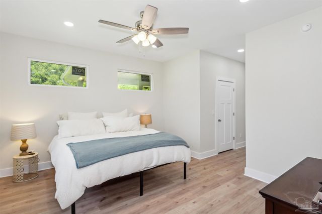 5444 Yuma Ct, Gulf Breeze, FL 32563