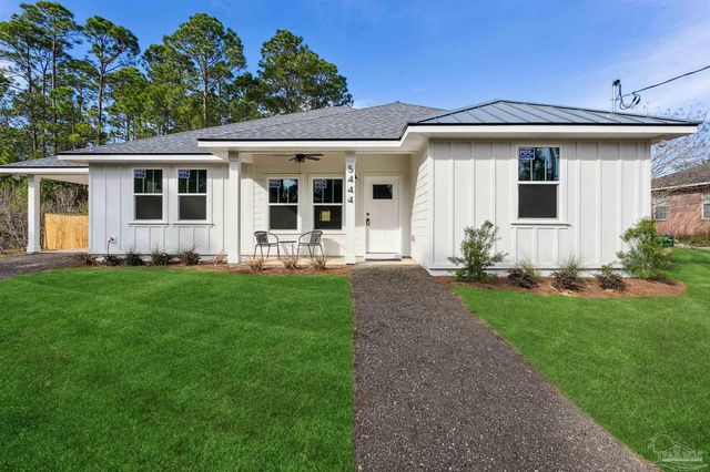 5444 Yuma Ct, Gulf Breeze, FL 32563