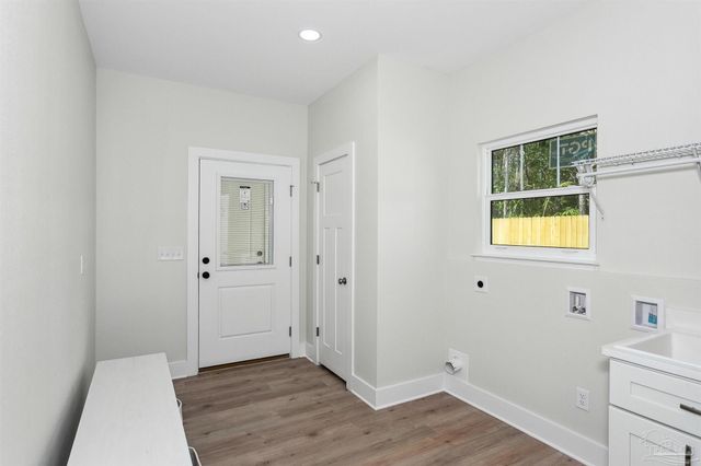 5444 Yuma Ct, Gulf Breeze, FL 32563