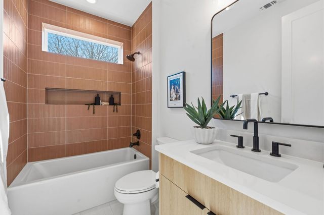 5708 Nancy DR 1, Austin, TX 78745