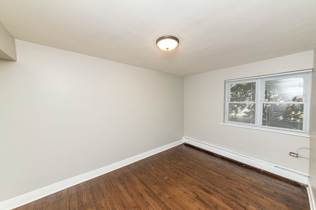 3058 N Kostner Avenue BE, Chicago, IL 60641