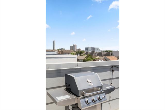 5712 Winsome Lane A, Houston, TX 77057