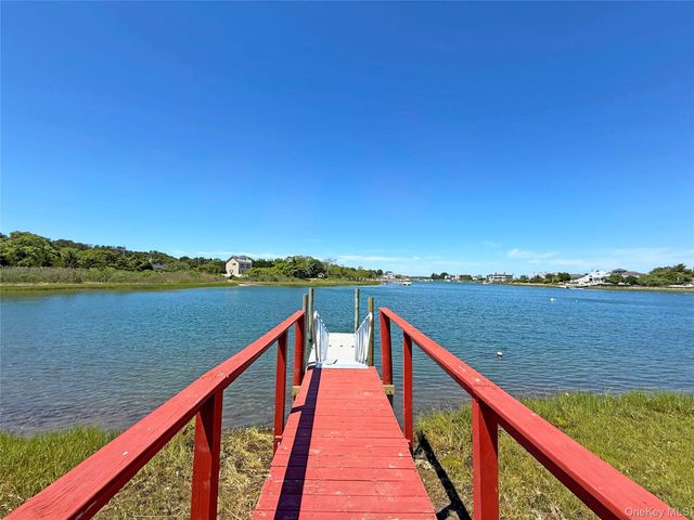 19 Cold Spring Court, Southampton, NY 11968