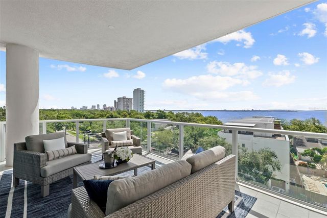 2910 W BARCELONA STREET 501, Tampa, FL 33629