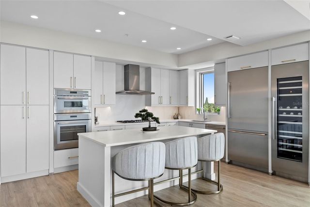 2910 W BARCELONA STREET 501, Tampa, FL 33629